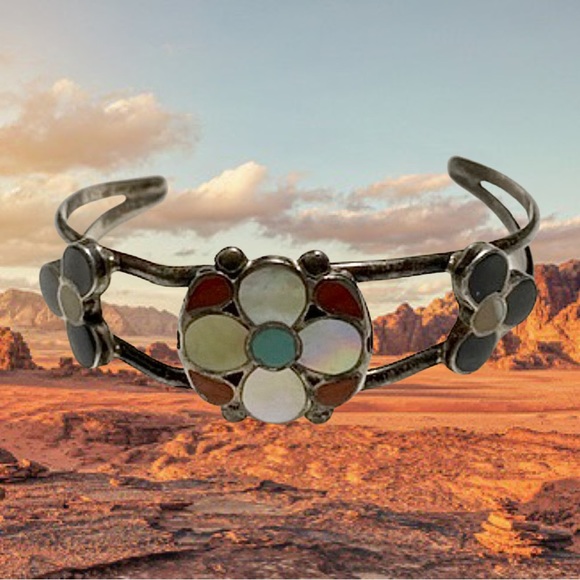 Sterling Silver Zuni Winnier Zephier Inlaid Flower Cuff Bracelet